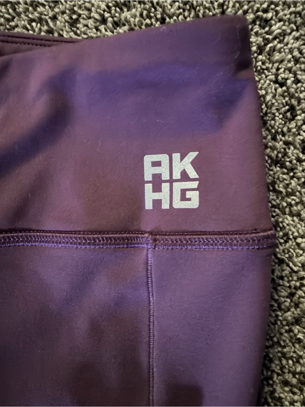 NWOT!!!! Duluth Trading Co Plum Performance Leggings with Side Pockets - Picture 3 of 5